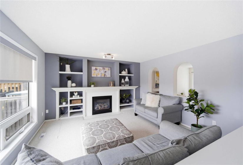 900 Scurfield, 3 Bedrooms Bedrooms, 11 Rooms Rooms,2 BathroomsBathrooms,Residential,For Sale,Scurfield