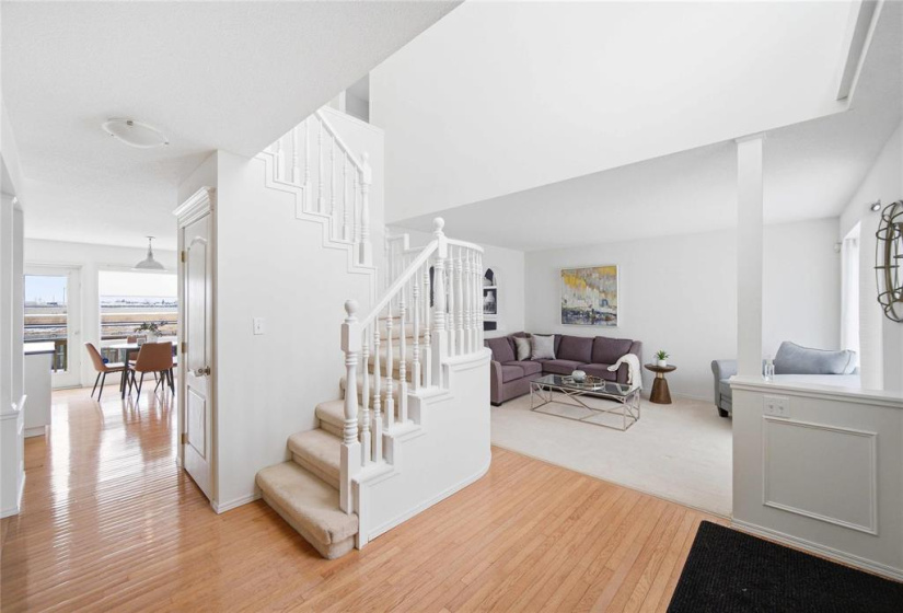 900 Scurfield, 3 Bedrooms Bedrooms, 11 Rooms Rooms,2 BathroomsBathrooms,Residential,For Sale,Scurfield