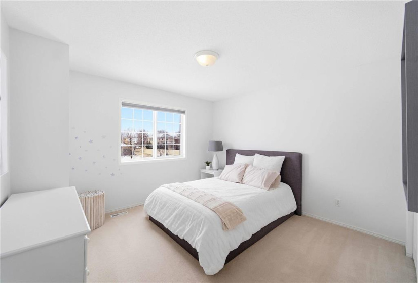 900 Scurfield, 3 Bedrooms Bedrooms, 11 Rooms Rooms,2 BathroomsBathrooms,Residential,For Sale,Scurfield