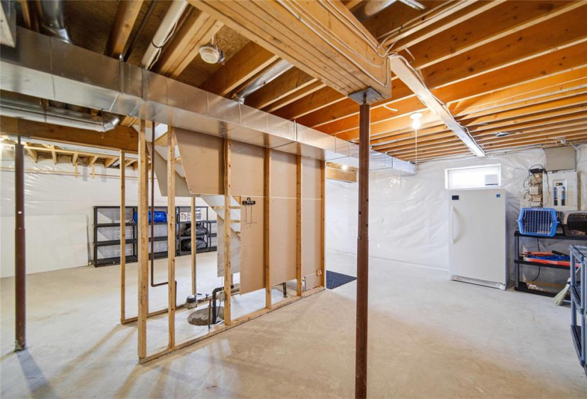 900 Scurfield, 3 Bedrooms Bedrooms, 11 Rooms Rooms,2 BathroomsBathrooms,Residential,For Sale,Scurfield