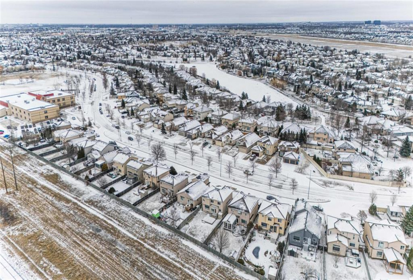 900 Scurfield, 3 Bedrooms Bedrooms, 11 Rooms Rooms,2 BathroomsBathrooms,Residential,For Sale,Scurfield