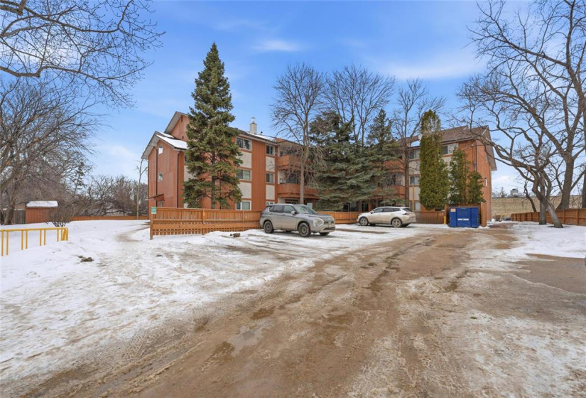 225 Princeton, 1 Bedroom Bedrooms, 5 Rooms Rooms,1 BathroomBathrooms,Condominium,For Sale,Princeton