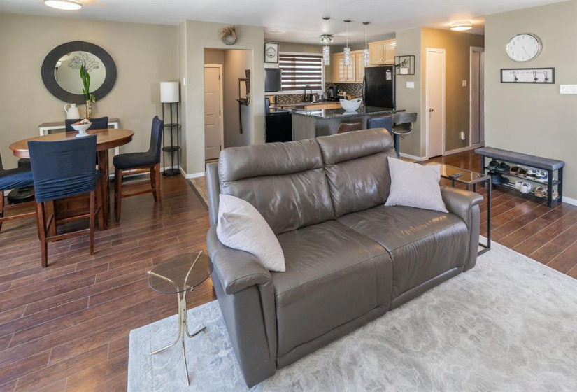 23 McCurdy, 3 Bedrooms Bedrooms, 10 Rooms Rooms,2 BathroomsBathrooms,Residential,For Sale,McCurdy