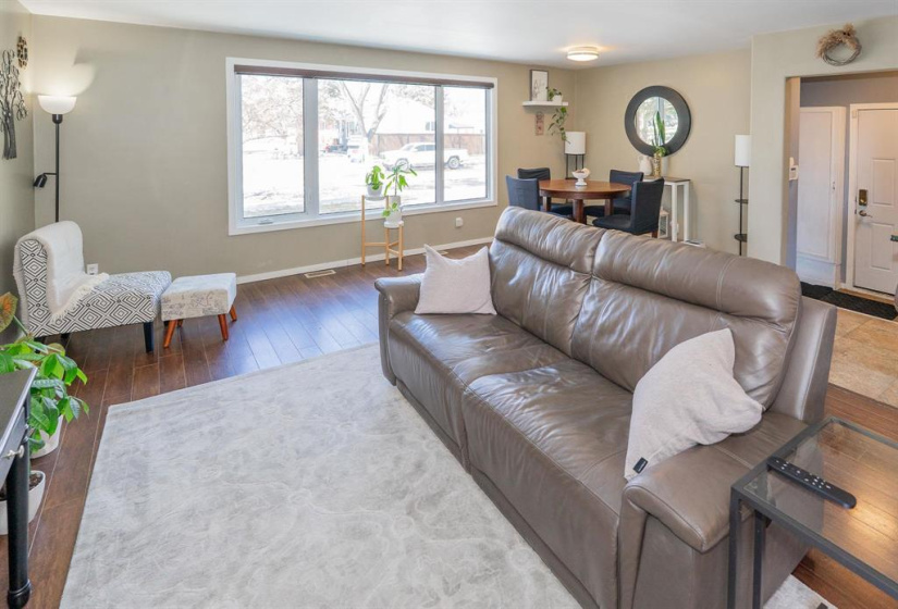 23 McCurdy, 3 Bedrooms Bedrooms, 10 Rooms Rooms,2 BathroomsBathrooms,Residential,For Sale,McCurdy