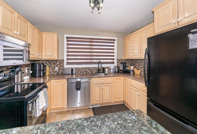 23 McCurdy, 3 Bedrooms Bedrooms, 10 Rooms Rooms,2 BathroomsBathrooms,Residential,For Sale,McCurdy