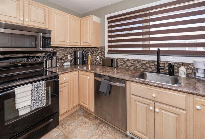 23 McCurdy, 3 Bedrooms Bedrooms, 10 Rooms Rooms,2 BathroomsBathrooms,Residential,For Sale,McCurdy