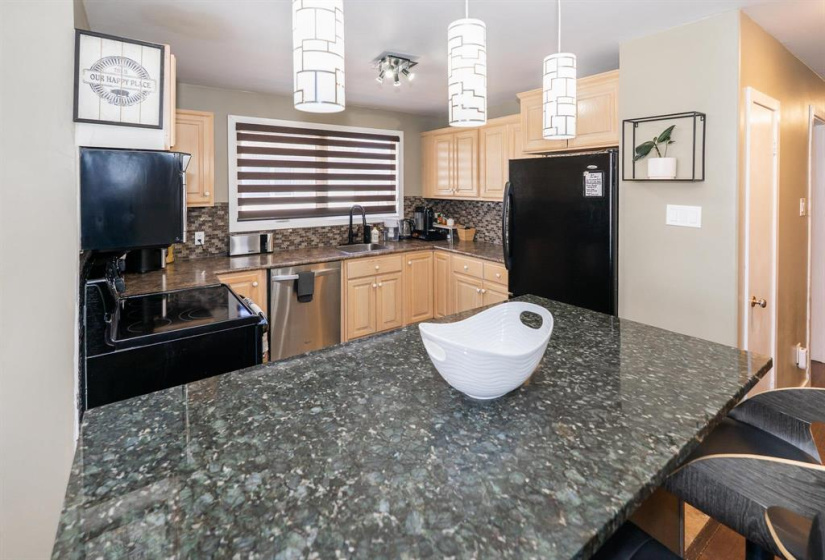 23 McCurdy, 3 Bedrooms Bedrooms, 10 Rooms Rooms,2 BathroomsBathrooms,Residential,For Sale,McCurdy