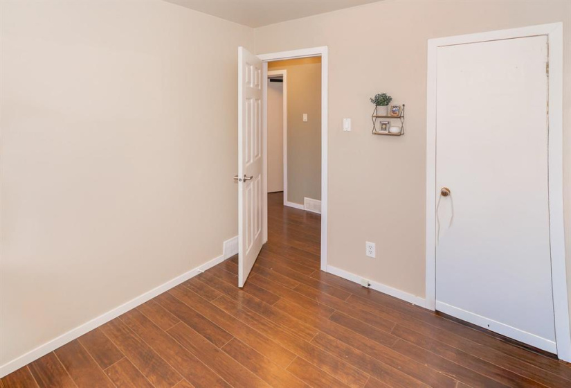 23 McCurdy, 3 Bedrooms Bedrooms, 10 Rooms Rooms,2 BathroomsBathrooms,Residential,For Sale,McCurdy