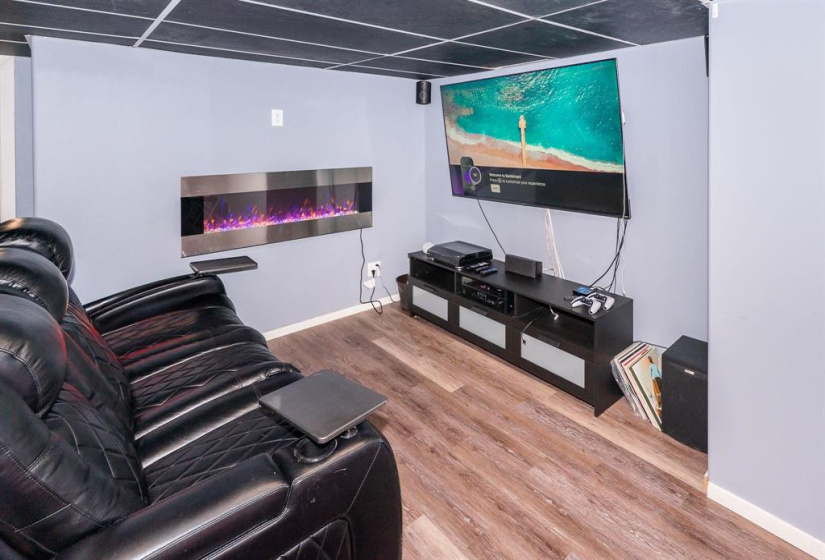 23 McCurdy, 3 Bedrooms Bedrooms, 10 Rooms Rooms,2 BathroomsBathrooms,Residential,For Sale,McCurdy