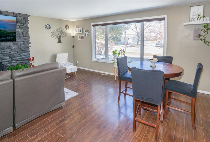 23 McCurdy, 3 Bedrooms Bedrooms, 10 Rooms Rooms,2 BathroomsBathrooms,Residential,For Sale,McCurdy