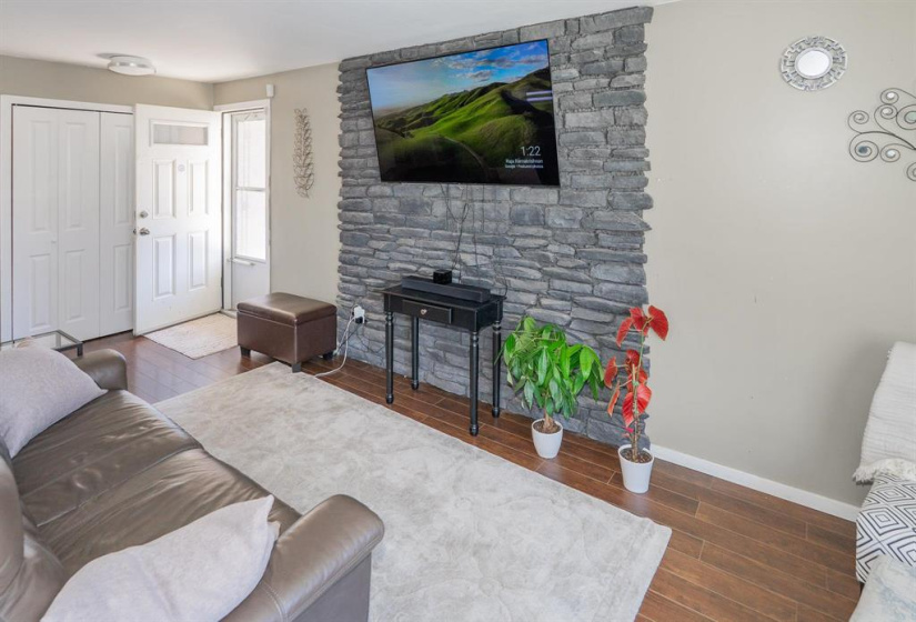 23 McCurdy, 3 Bedrooms Bedrooms, 10 Rooms Rooms,2 BathroomsBathrooms,Residential,For Sale,McCurdy