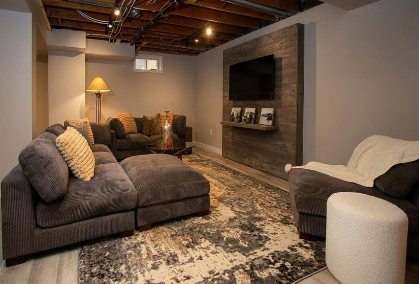 180 SAUVEUR, 4 Bedrooms Bedrooms, 10 Rooms Rooms,2 BathroomsBathrooms,Residential,For Sale,SAUVEUR