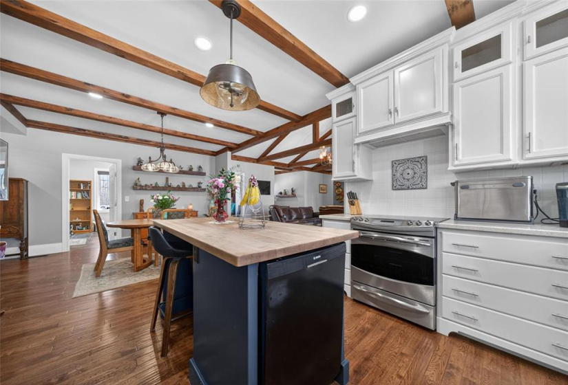 44 Yakubicka, 3 Bedrooms Bedrooms, 13 Rooms Rooms,2 BathroomsBathrooms,Residential,For Sale,Yakubicka