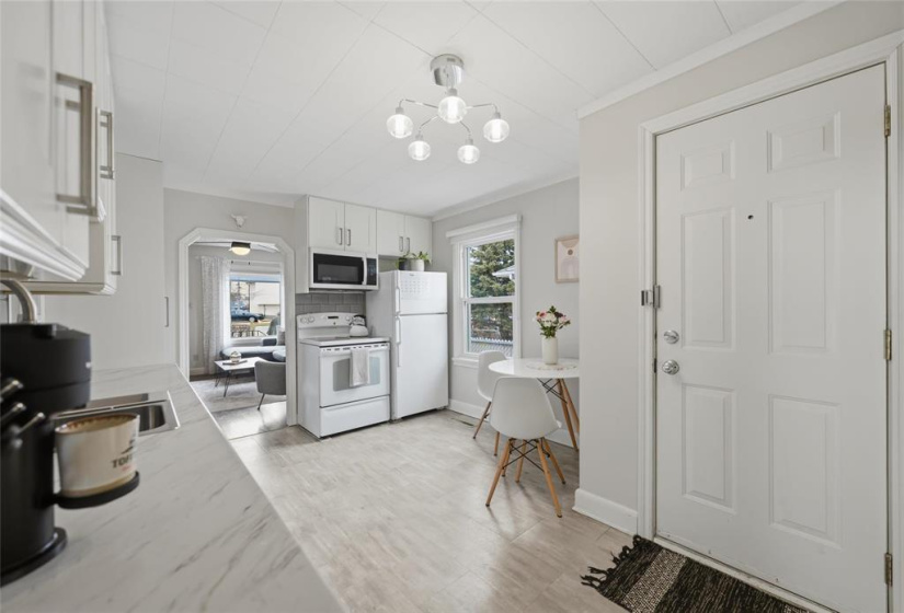 1001 Boston, 2 Bedrooms Bedrooms, 6 Rooms Rooms,1 BathroomBathrooms,Residential,For Sale,Boston