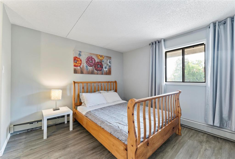 77 Edmonton, 1 Bedroom Bedrooms, 6 Rooms Rooms,2 BathroomsBathrooms,Condominium,For Sale,Edmonton