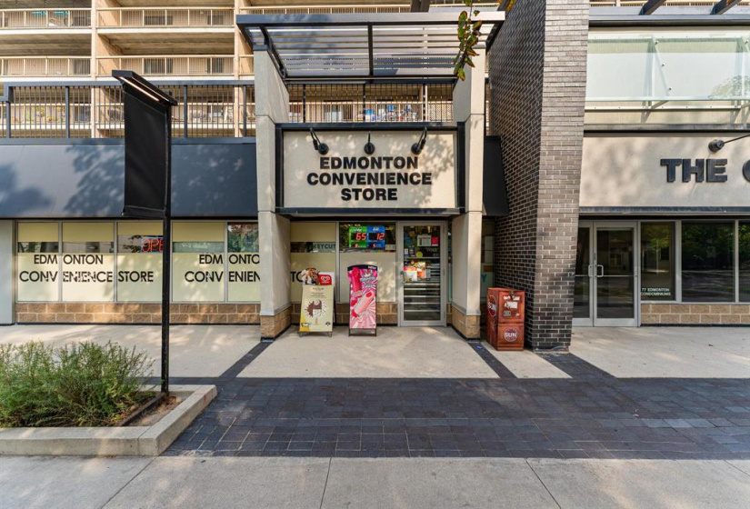 77 Edmonton, 1 Bedroom Bedrooms, 6 Rooms Rooms,2 BathroomsBathrooms,Condominium,For Sale,Edmonton