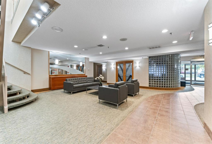 77 Edmonton, 1 Bedroom Bedrooms, 6 Rooms Rooms,2 BathroomsBathrooms,Condominium,For Sale,Edmonton