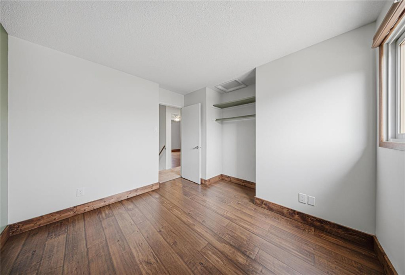 15 Culross, 3 Bedrooms Bedrooms, 13 Rooms Rooms,2 BathroomsBathrooms,Residential,For Sale,Culross