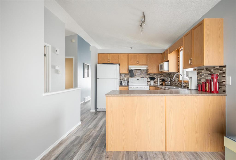 3 Draho, 4 Bedrooms Bedrooms, 12 Rooms Rooms,2 BathroomsBathrooms,Residential,For Sale,Draho