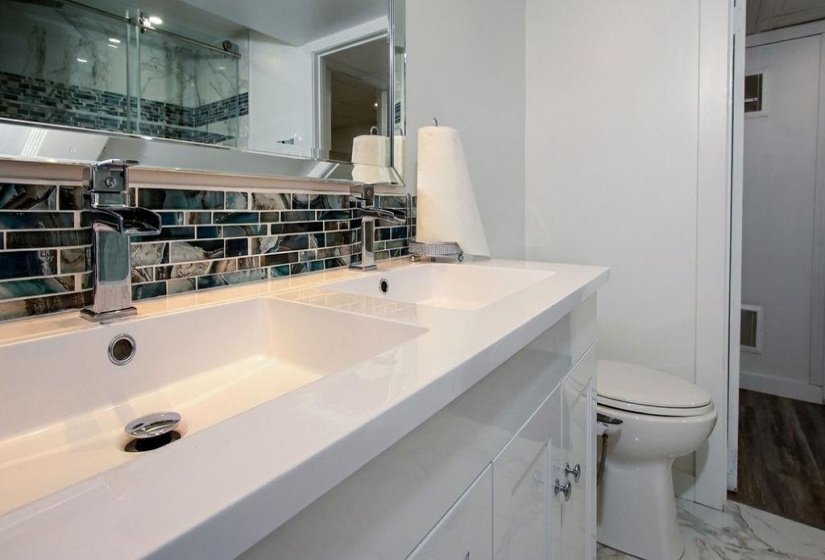 19 Aster, 5 Bedrooms Bedrooms, 16 Rooms Rooms,3 BathroomsBathrooms,Residential,For Sale,Aster