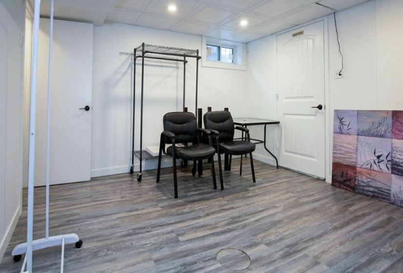 19 Aster, 5 Bedrooms Bedrooms, 16 Rooms Rooms,3 BathroomsBathrooms,Residential,For Sale,Aster