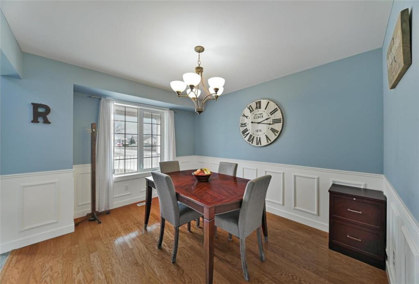 832 Ashworth, 3 Bedrooms Bedrooms, 11 Rooms Rooms,2 BathroomsBathrooms,Residential,For Sale,Ashworth