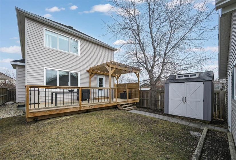 832 Ashworth, 3 Bedrooms Bedrooms, 11 Rooms Rooms,2 BathroomsBathrooms,Residential,For Sale,Ashworth