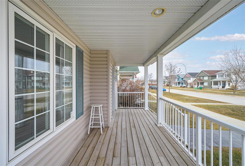 832 Ashworth, 3 Bedrooms Bedrooms, 11 Rooms Rooms,2 BathroomsBathrooms,Residential,For Sale,Ashworth