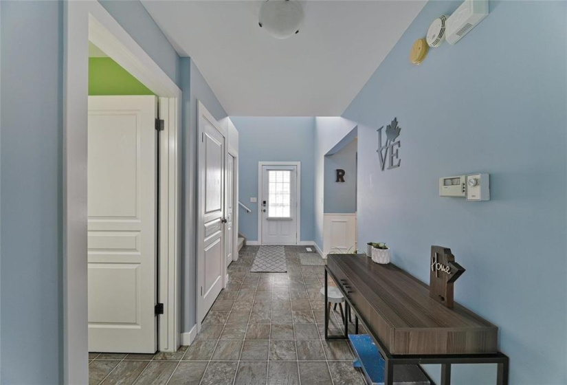 832 Ashworth, 3 Bedrooms Bedrooms, 11 Rooms Rooms,2 BathroomsBathrooms,Residential,For Sale,Ashworth