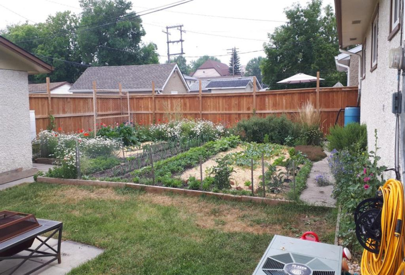 194 Dollard, 4 Bedrooms Bedrooms, 12 Rooms Rooms,2 BathroomsBathrooms,Residential,For Sale,Dollard