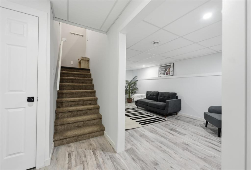 458 Harbison, 4 Bedrooms Bedrooms, 12 Rooms Rooms,3 BathroomsBathrooms,Residential,For Sale,Harbison