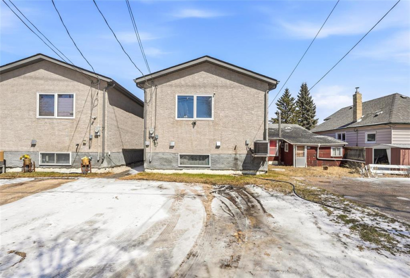 458 Harbison, 4 Bedrooms Bedrooms, 12 Rooms Rooms,3 BathroomsBathrooms,Residential,For Sale,Harbison