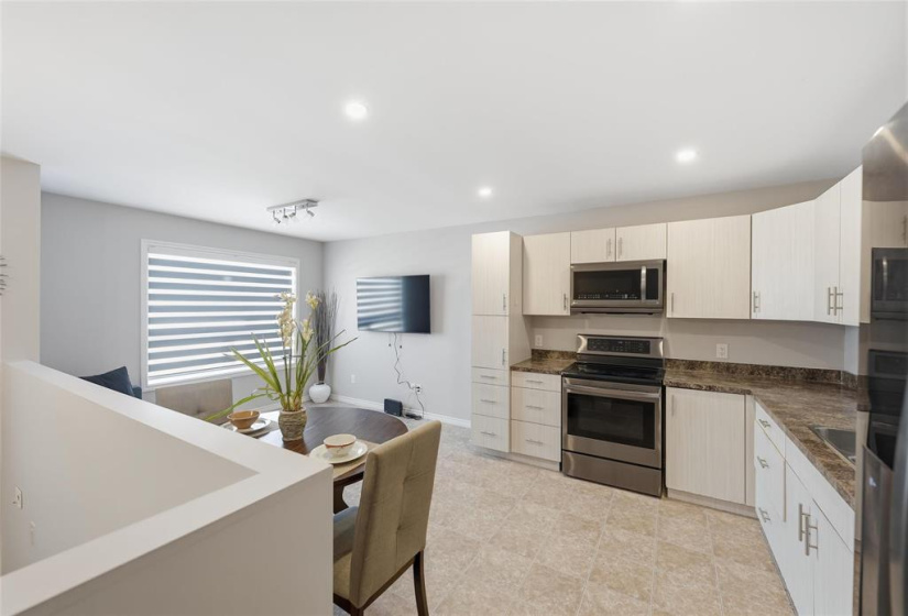 458 Harbison, 4 Bedrooms Bedrooms, 12 Rooms Rooms,3 BathroomsBathrooms,Residential,For Sale,Harbison