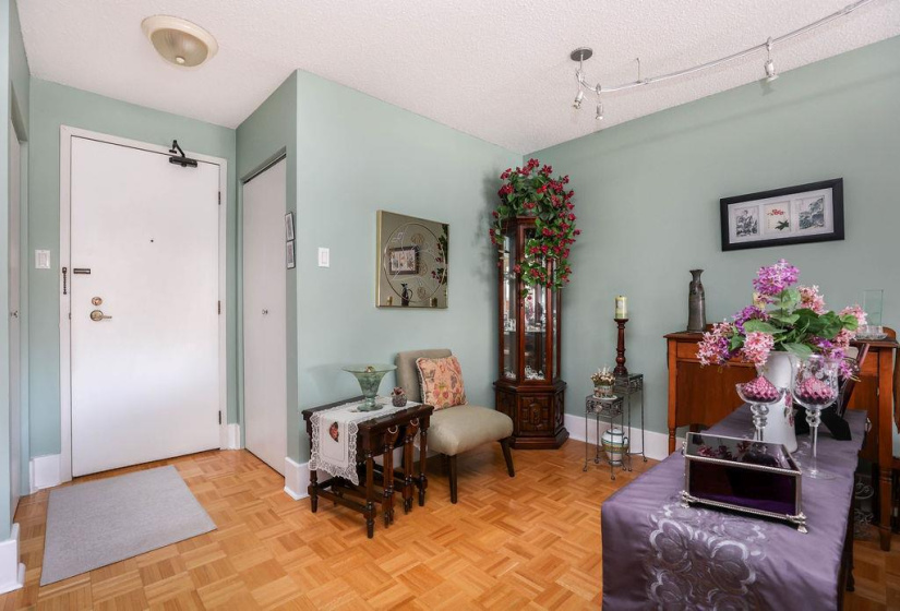 Seating area or formal dining space