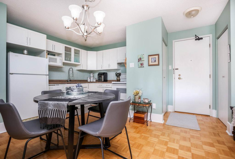 Parkay flooring throughout in mint condition!