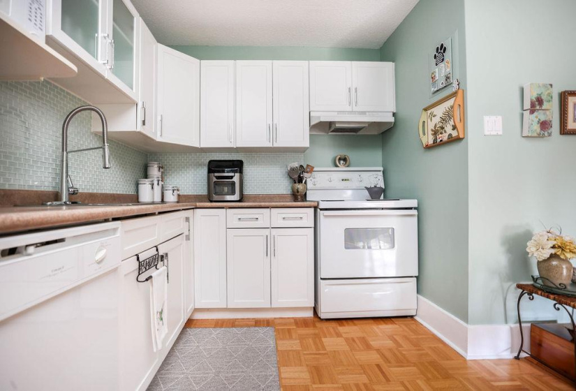 Gorgeous renovated kitchen