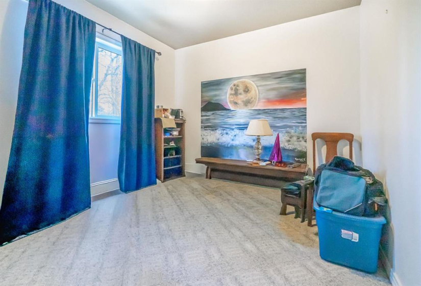 27 BERGEN, 5 Bedrooms Bedrooms, 10 Rooms Rooms,1 BathroomBathrooms,Residential,For Sale,BERGEN