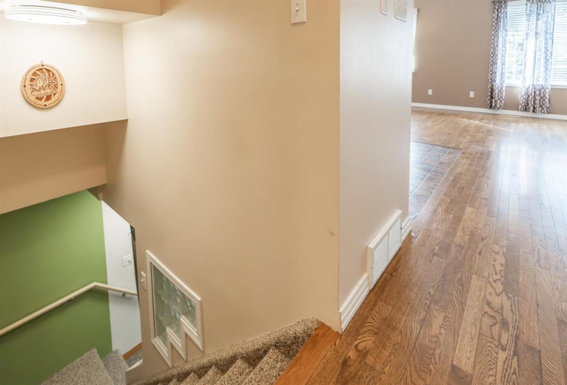 27 BERGEN, 5 Bedrooms Bedrooms, 10 Rooms Rooms,1 BathroomBathrooms,Residential,For Sale,BERGEN