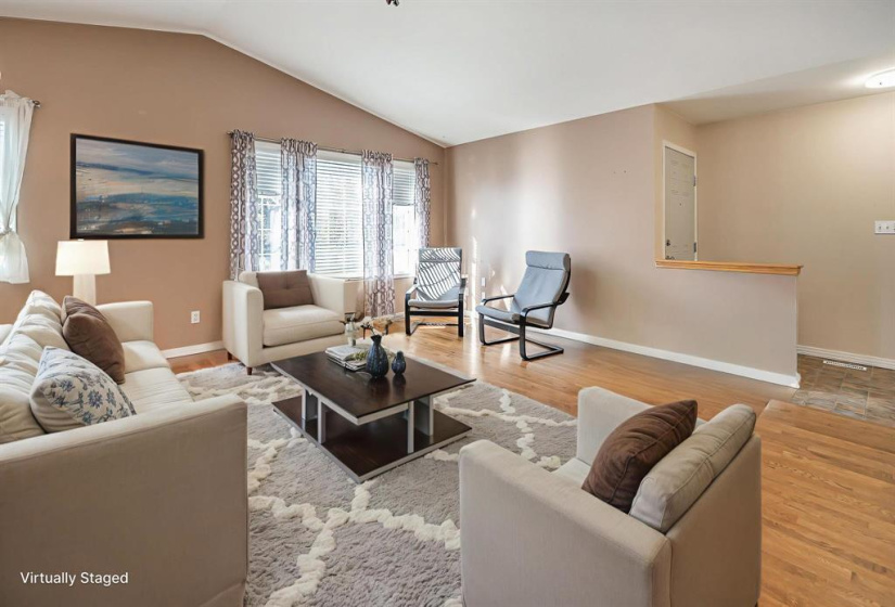 27 BERGEN, 5 Bedrooms Bedrooms, 10 Rooms Rooms,1 BathroomBathrooms,Residential,For Sale,BERGEN