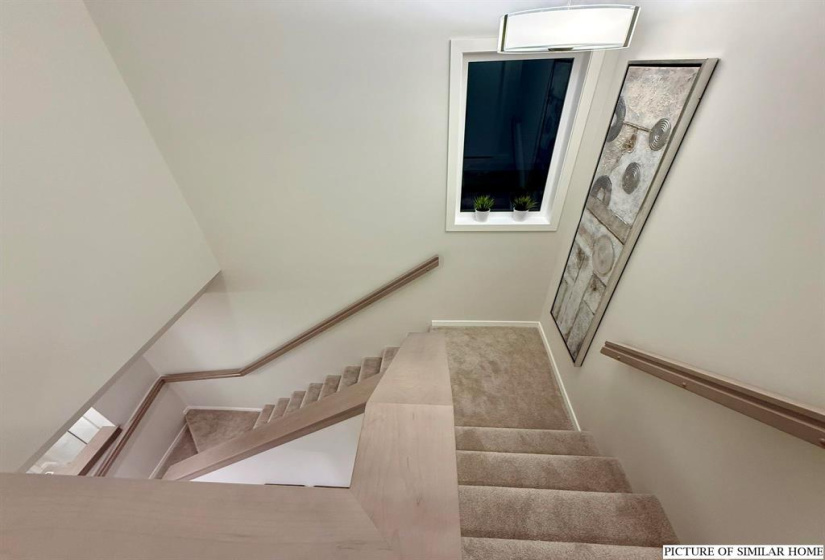 86 Moonlight, 3 Bedrooms Bedrooms, 10 Rooms Rooms,2 BathroomsBathrooms,Residential,For Sale,Moonlight