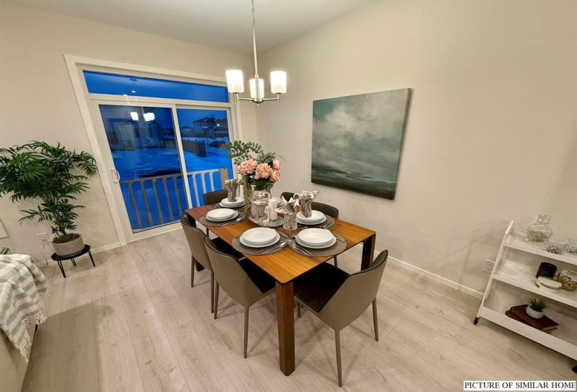 86 Moonlight, 3 Bedrooms Bedrooms, 10 Rooms Rooms,2 BathroomsBathrooms,Residential,For Sale,Moonlight