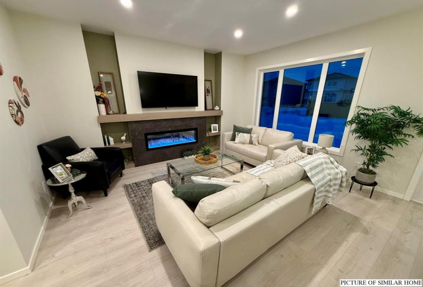 86 Moonlight, 3 Bedrooms Bedrooms, 10 Rooms Rooms,2 BathroomsBathrooms,Residential,For Sale,Moonlight