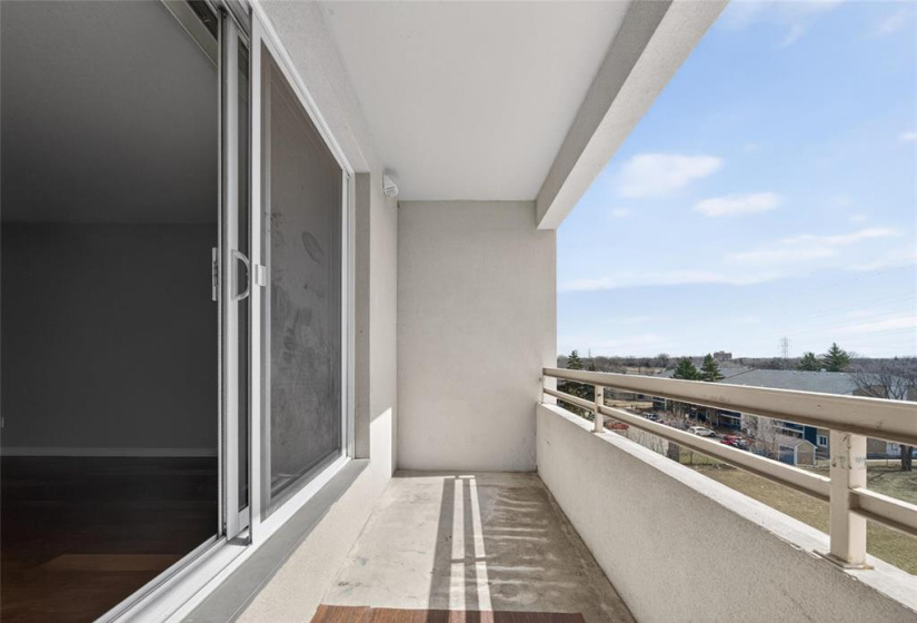 180 Beliveau, 1 Bedroom Bedrooms, 5 Rooms Rooms,1 BathroomBathrooms,Condominium,For Sale,Beliveau