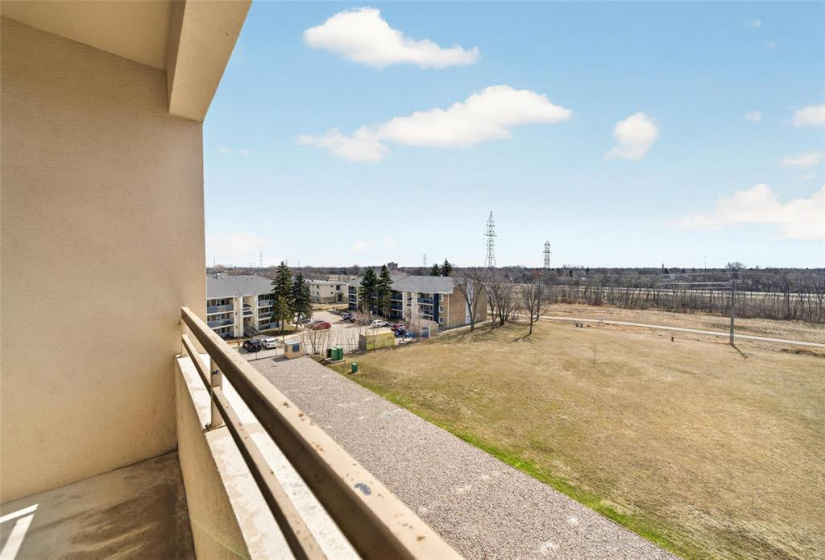 180 Beliveau, 1 Bedroom Bedrooms, 5 Rooms Rooms,1 BathroomBathrooms,Condominium,For Sale,Beliveau