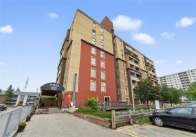 180 Beliveau, 1 Bedroom Bedrooms, 5 Rooms Rooms,1 BathroomBathrooms,Condominium,For Sale,Beliveau