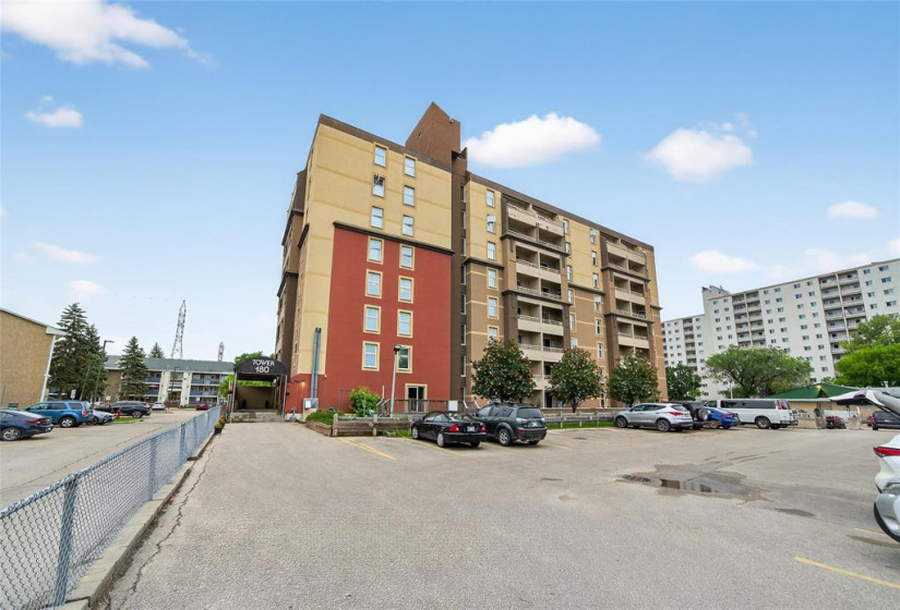 180 Beliveau, 1 Bedroom Bedrooms, 5 Rooms Rooms,1 BathroomBathrooms,Condominium,For Sale,Beliveau