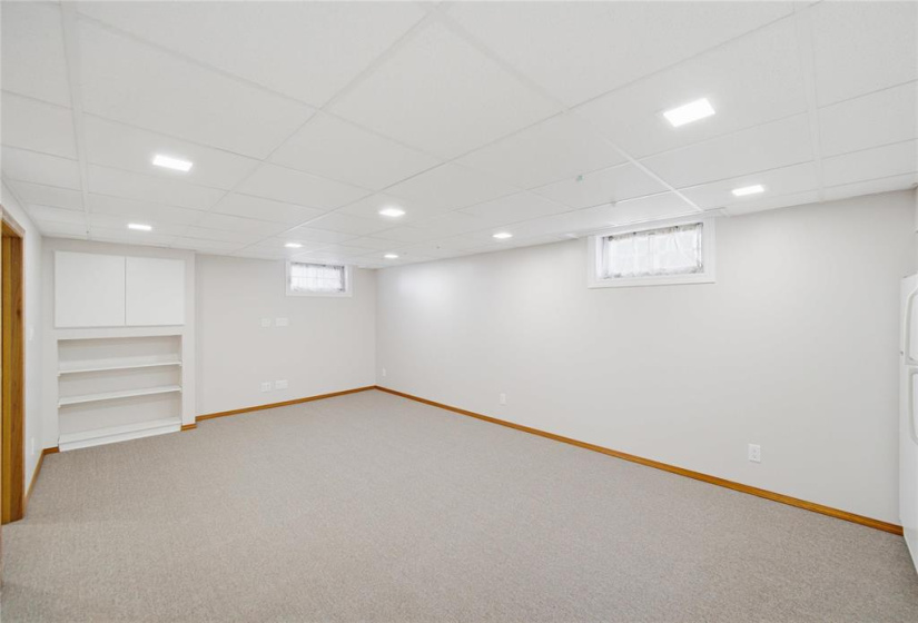 563 McAdam, 2 Bedrooms Bedrooms, 9 Rooms Rooms,2 BathroomsBathrooms,Residential,For Sale,McAdam