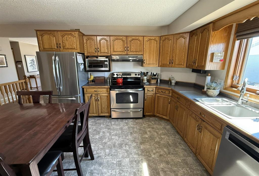 272 1ST, 4 Bedrooms Bedrooms, 15 Rooms Rooms,3 BathroomsBathrooms,Residential,For Sale,1ST