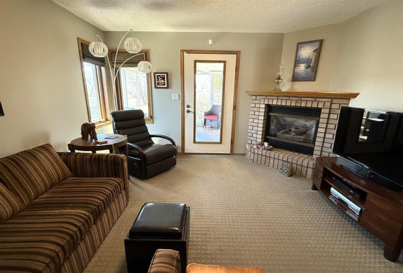 272 1ST, 4 Bedrooms Bedrooms, 15 Rooms Rooms,3 BathroomsBathrooms,Residential,For Sale,1ST