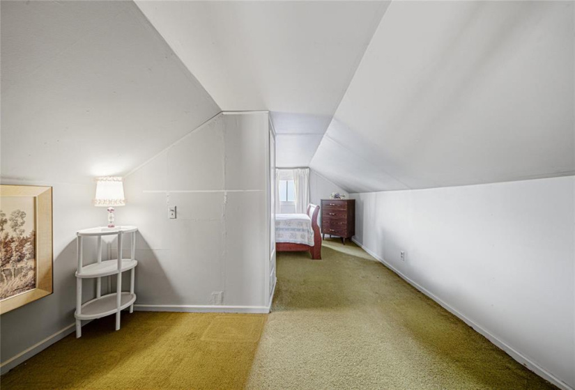 1292 Selkirk, 3 Bedrooms Bedrooms, 7 Rooms Rooms,1 BathroomBathrooms,Residential,For Sale,Selkirk